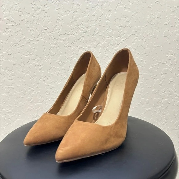 Forever 21 Camel Pointed-Toe Heels - Picture 1 of 2